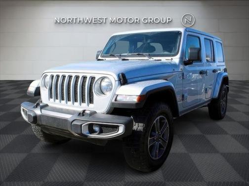 2023 Jeep Wrangler 4-Door Sahara
