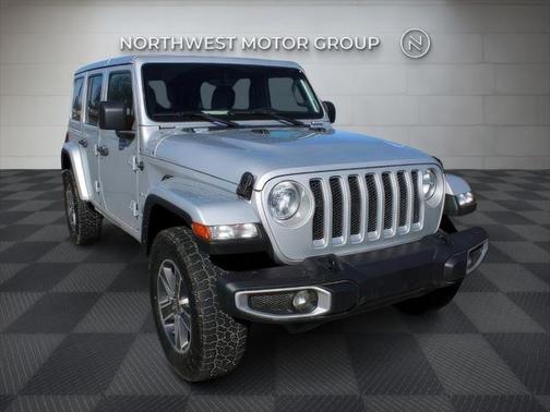 2023 Jeep Wrangler 4-Door Sahara