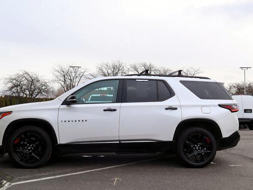 2021 Chevrolet Traverse Premier