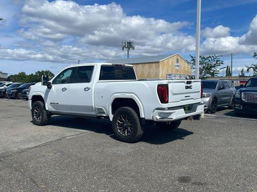 Summit White 2022 GMC Sierra 3500 Denali