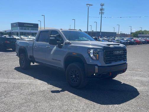 Thunderstorm Grey 2024 GMC Sierra 2500 AT4X