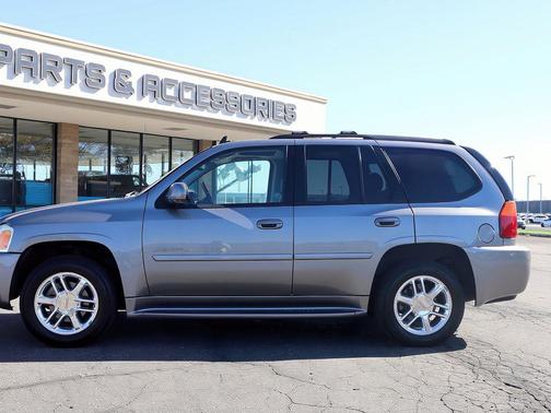 2007 GMC Envoy Denali