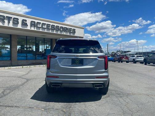 Argent Silver Metallic 2024 Cadillac XT6 Premium Luxury AWD