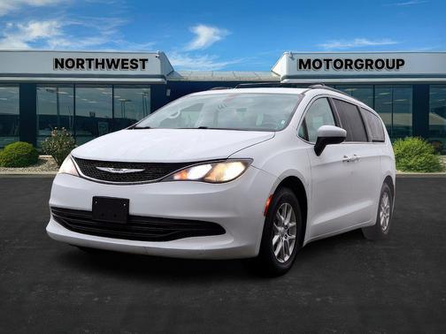 2020 Chrysler Voyager LXI