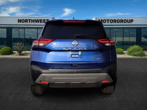 2022 Nissan Rogue SV