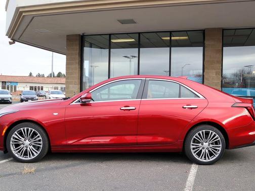 2022 Cadillac CT4 Premium Luxury
