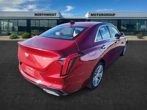 2022 Cadillac CT4 Premium Luxury