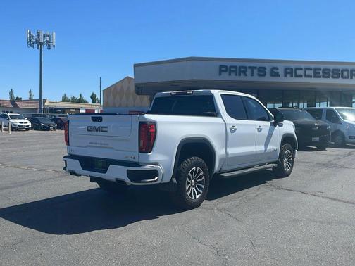 Summit White 2021 GMC Sierra 1500 AT4