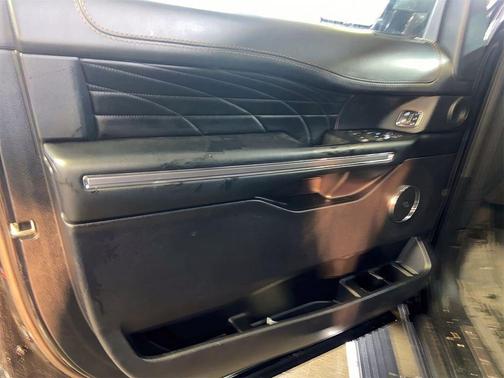 2020 Ford Expedition Platinum