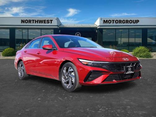 2025 Hyundai ELANTRA SEL