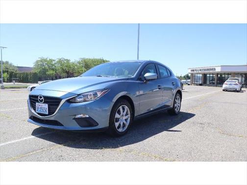2016 Mazda Mazda3 i Sport