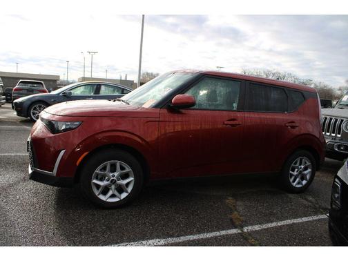 2024 Kia Soul LX