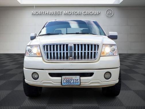 2008 Lincoln Mark LT Base