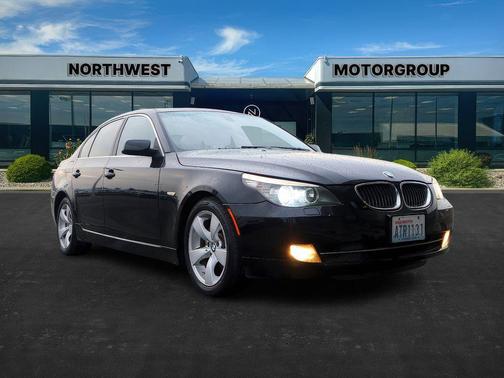 2008 BMW 528 528i