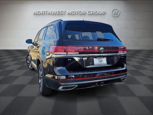 2024 Volkswagen Atlas 2.0T SE w/Technology 4MOTION