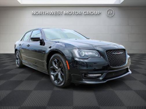 2022 Chrysler 300 S