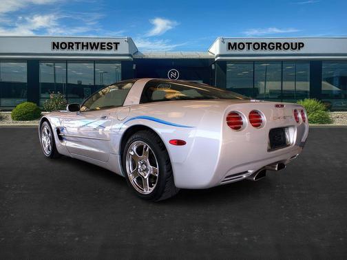 1998 Chevrolet Corvette Base