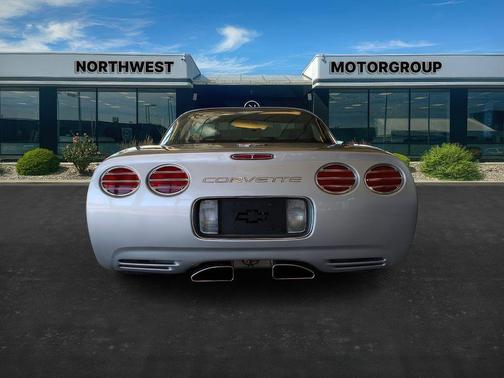 1998 Chevrolet Corvette Base