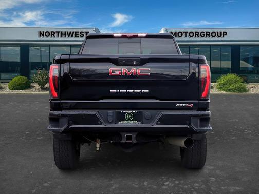 2024 GMC Sierra 3500 AT4