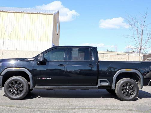 2024 GMC Sierra 3500 AT4