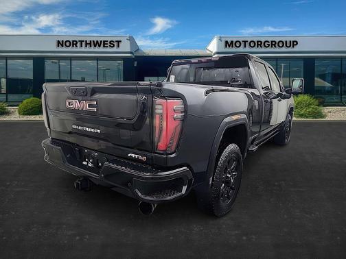 2024 GMC Sierra 3500 AT4