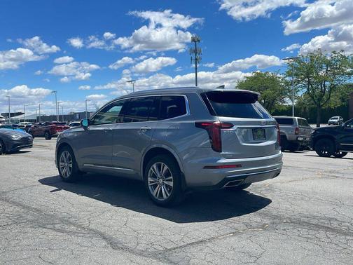 Argent Silver Metallic 2024 Cadillac XT6 Premium Luxury AWD