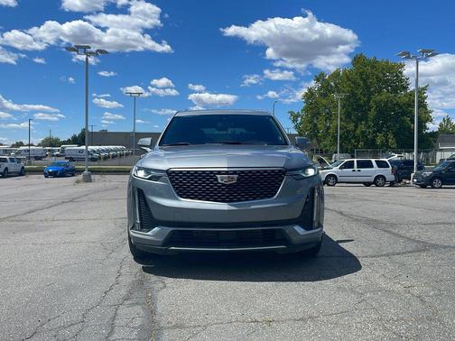 Argent Silver Metallic 2024 Cadillac XT6 Premium Luxury AWD