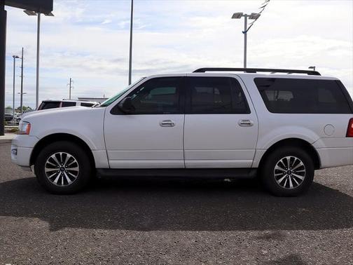 2017 Ford Expedition EL XLT