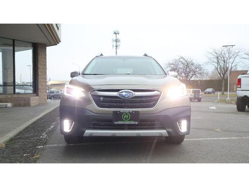 2022 Subaru Outback Touring XT