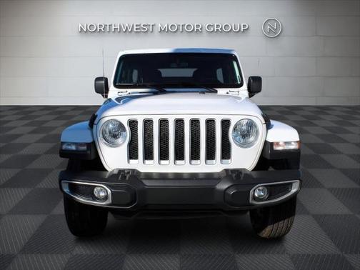 2023 Jeep Wrangler 4-Door Sahara
