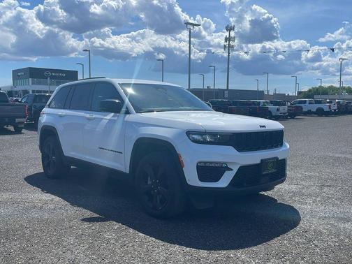 Bright White 2023 Jeep Grand Cherokee Limited
