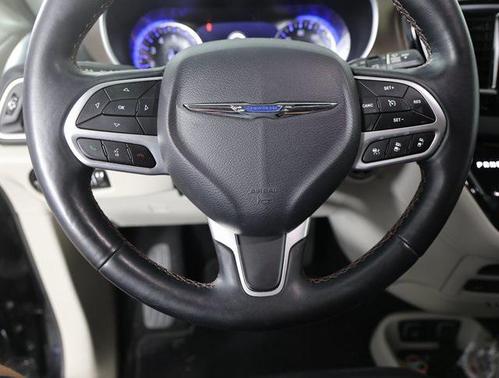 2018 Chrysler Pacifica Touring-L Plus
