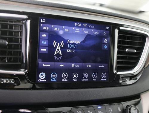 2018 Chrysler Pacifica Touring-L Plus