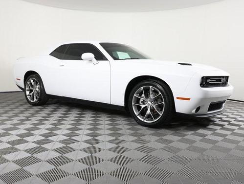 2022 Dodge Challenger SXT