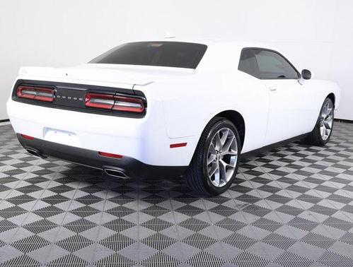 2022 Dodge Challenger SXT