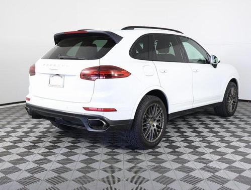 2017 Porsche Cayenne Platinum Edition