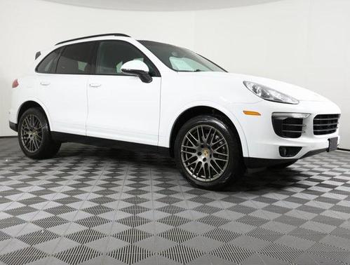 2017 Porsche Cayenne Platinum Edition