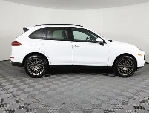 2017 Porsche Cayenne Platinum Edition