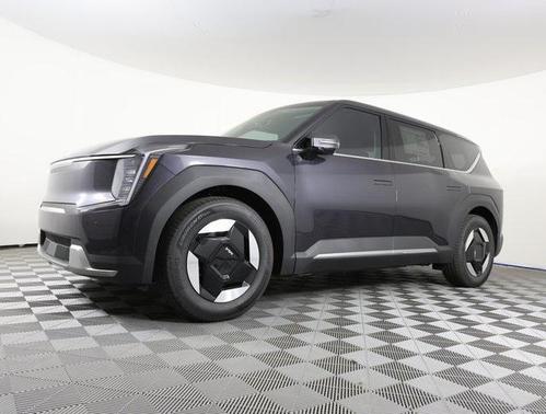 2026 Kia EV9 Light Long Range