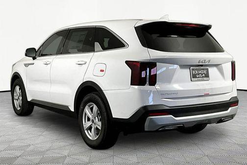 Glacial White Pearl 2026 Kia Sorento LX