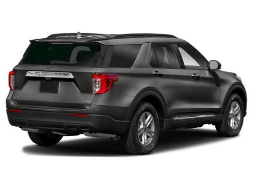 Gray Metallic 2022 Ford Explorer XLT