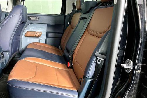 Shadow Black 2024 Ford Maverick Lariat