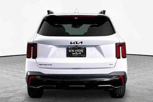 Glacial White Pearl 2026 Kia Sorento SX