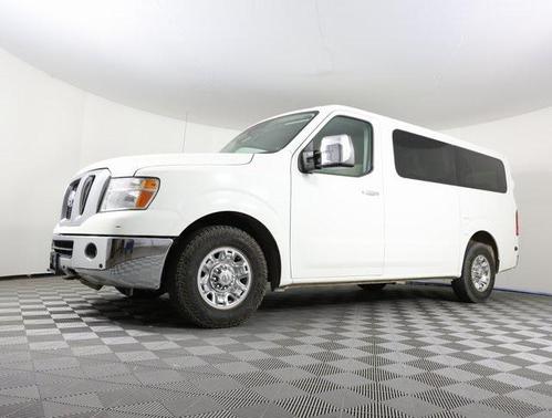 2018 Nissan NV Passenger NV3500 HD SL V8