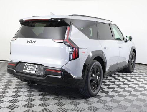 2026 Kia EV9 Land