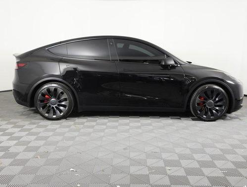2022 Tesla Model Y Performance Dual Motor All-Wheel Drive