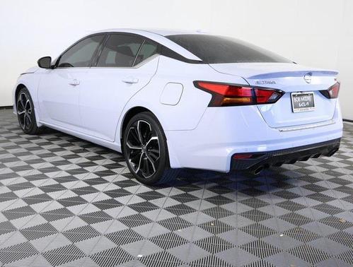 2023 Nissan Altima SR FWD