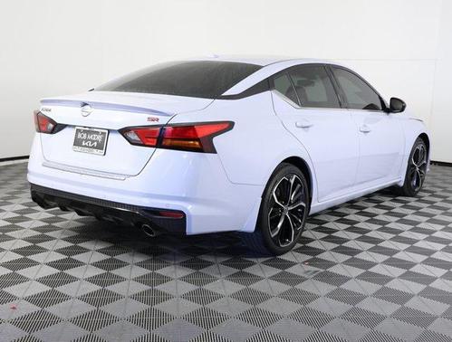 2023 Nissan Altima SR FWD