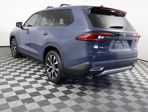 2025 Toyota Grand Highlander Hybrid Limited MAX