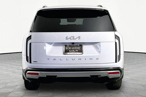 Glacial White Pearl 2027 Kia Telluride Hybrid SX